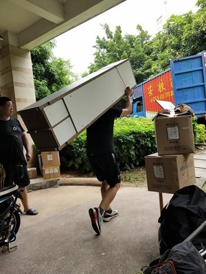 深圳光明新區(qū)一站式搬運(yùn)服務(wù) 專業(yè)家具拆裝與設(shè)備搬遷24小時(shí)響應(yīng)